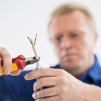 DGUV Vorschrift 3 Check bei DC Elektromeisterbetrieb in Mannheim